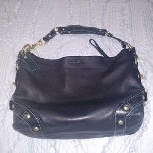 Black Carley Coach med sized smooth leather purse